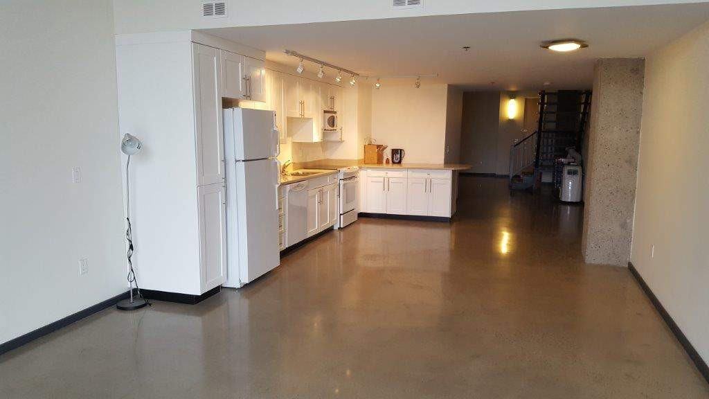 120 23rd Street East - Photo 3 of 16