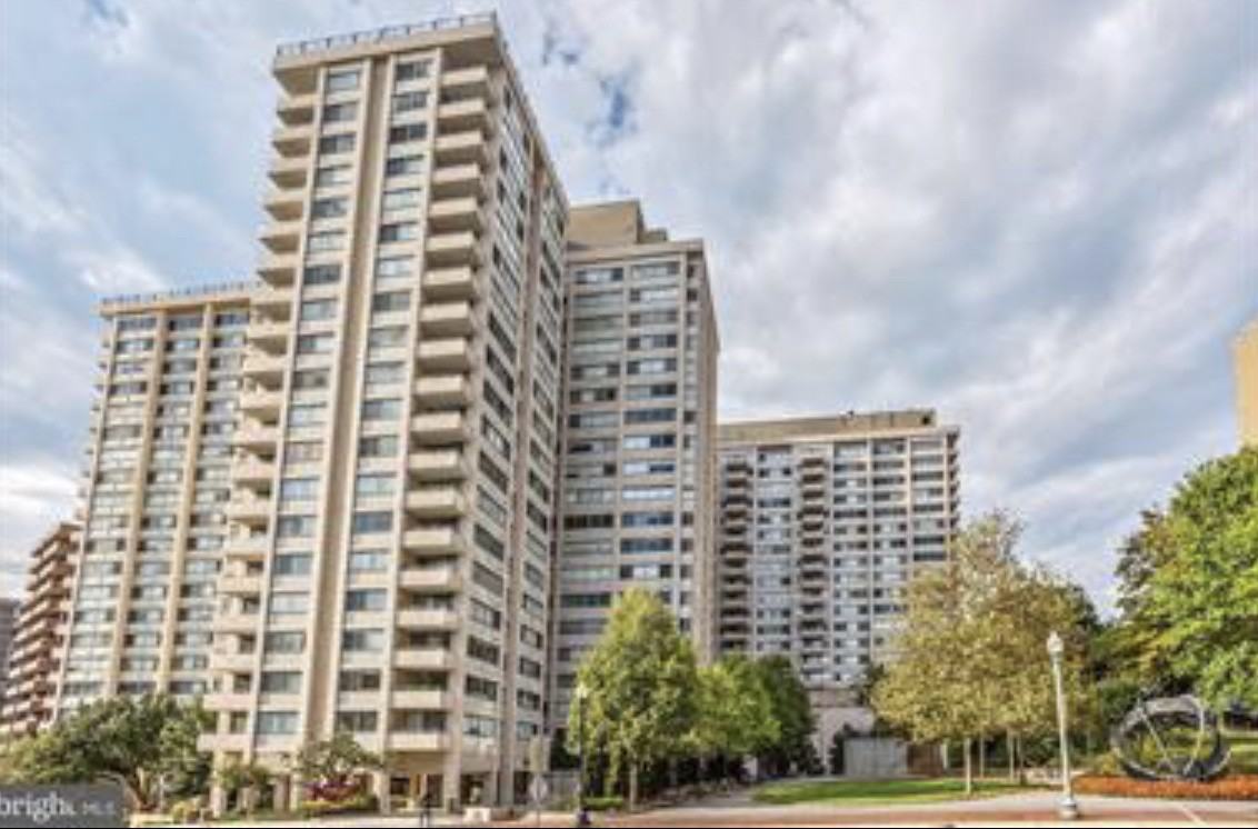 5500 Friendship Blvd, Friendship Heights, MD 20815 Studio Apartment