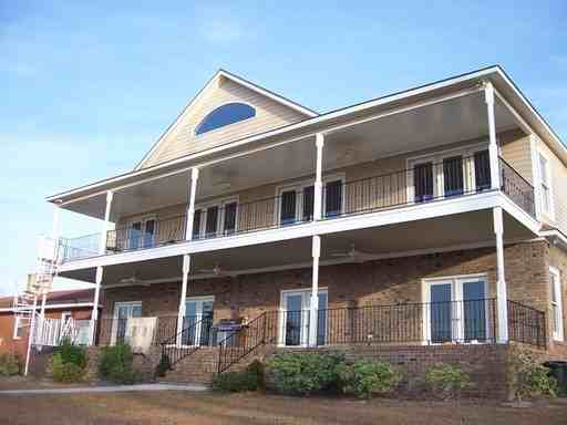 306 Madam Moores Ln - Photo 2 of 16