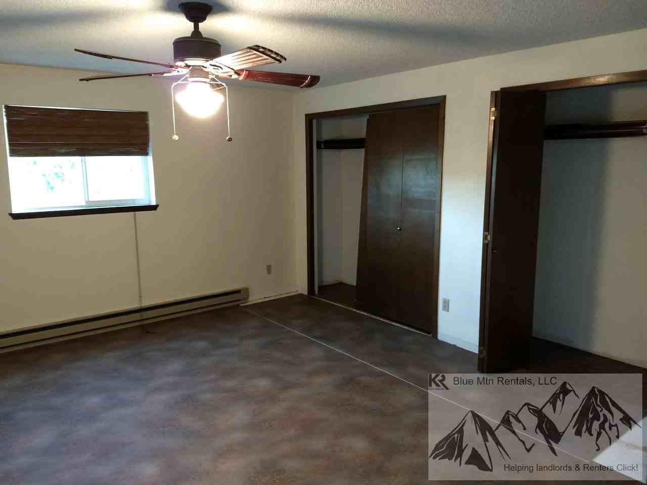 53550 Mader Lane - Photo 3 of 10