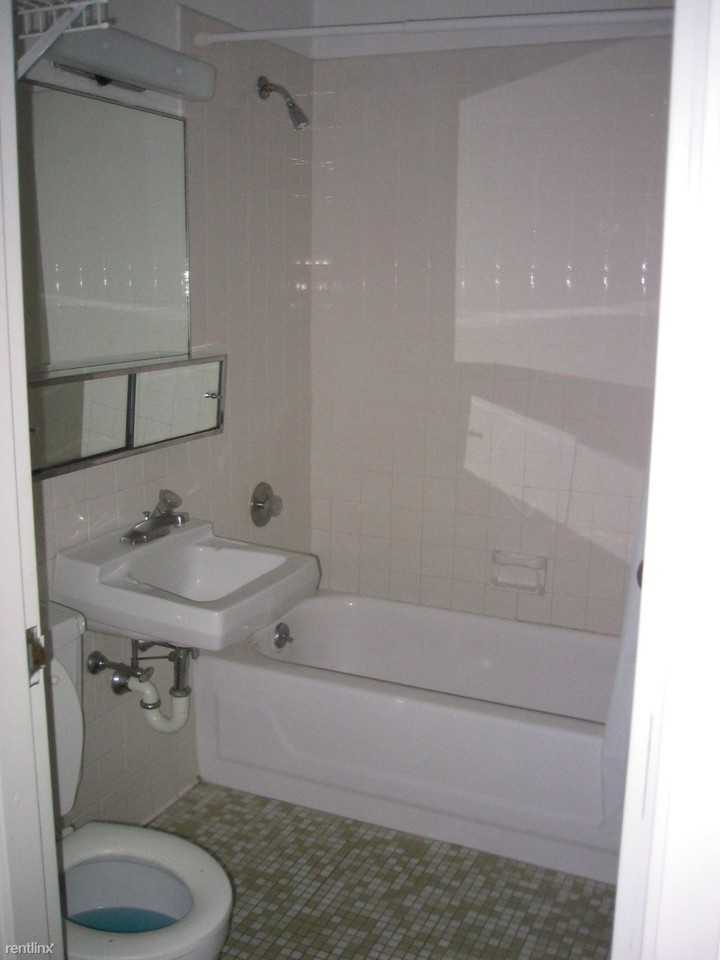 Glenwood Apts. - Photo 2 of 13