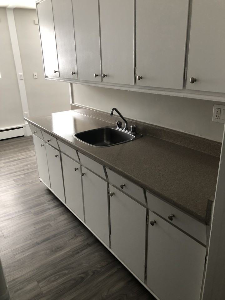 2045 Baseline Road 8, Ottawa, ON K2C 1G8 Studio Apartment for Rent