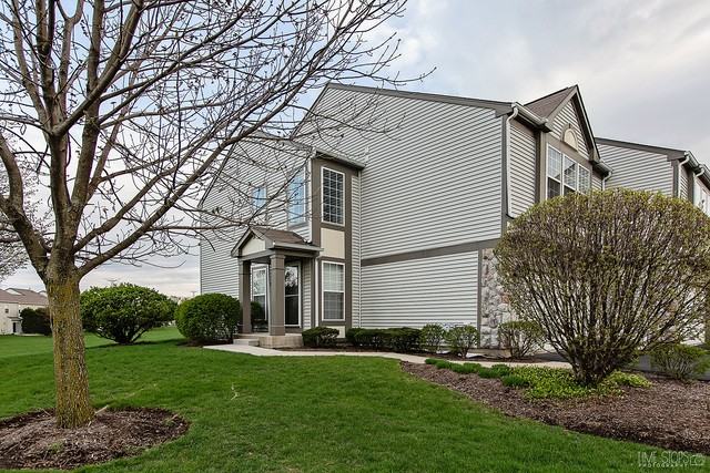 3279 Bromley Ln - Photo 2 of 26