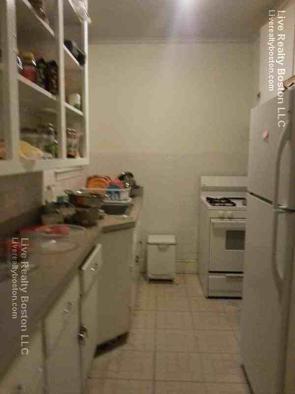 35 Park St - Photo 2 of 6