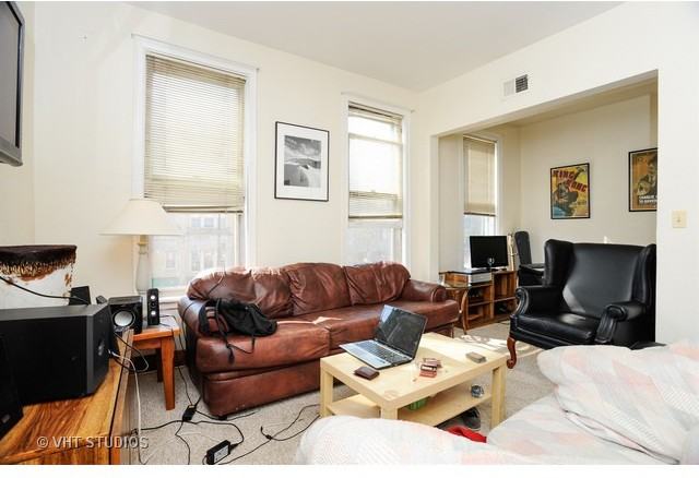 1222 W Diversey Pkwy - Photo 4 of 13