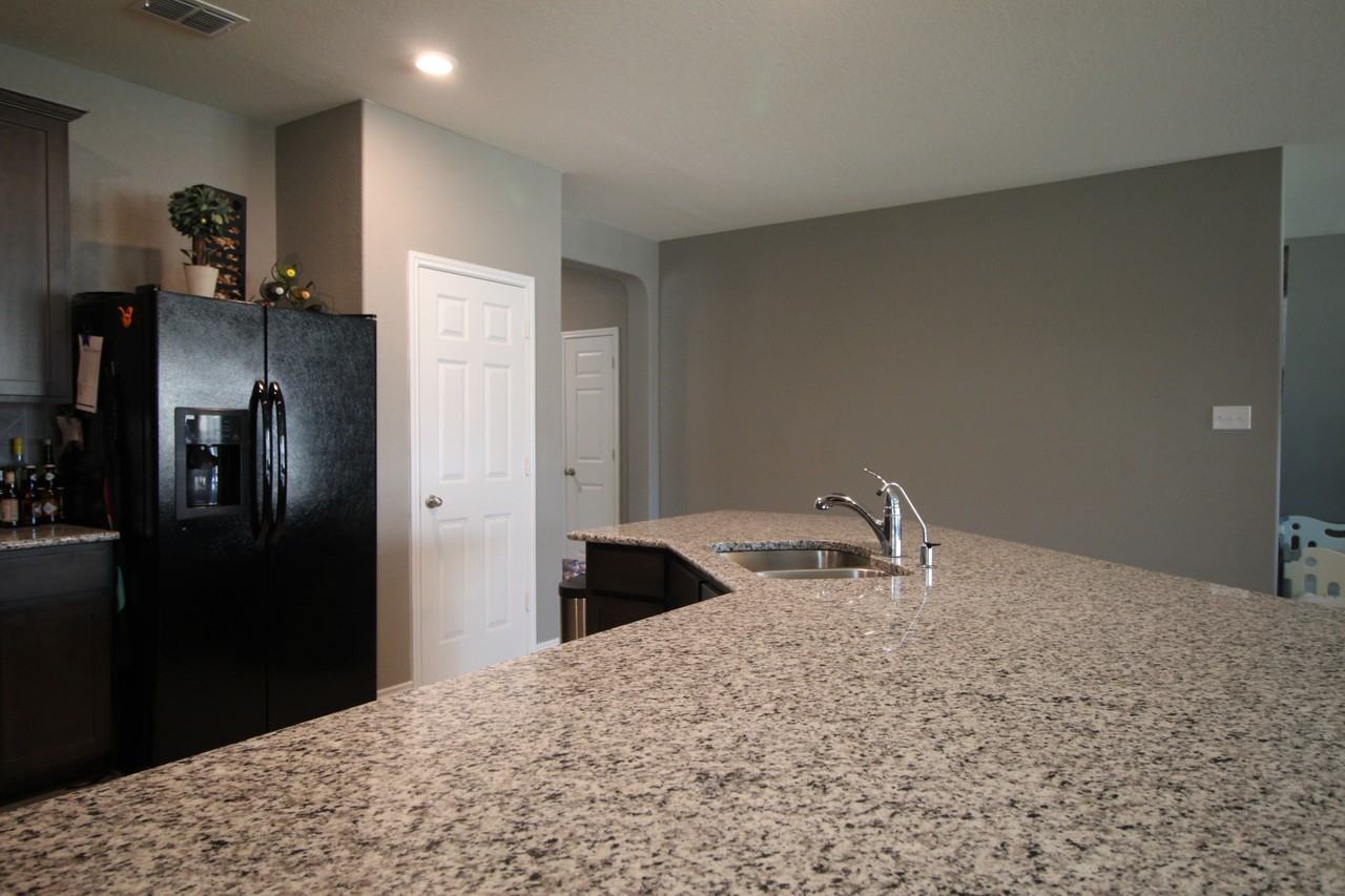 311 Treasure Pnes - Photo 2 of 24