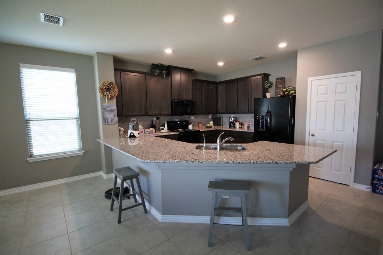 311 Treasure Pnes - Photo 4 of 24