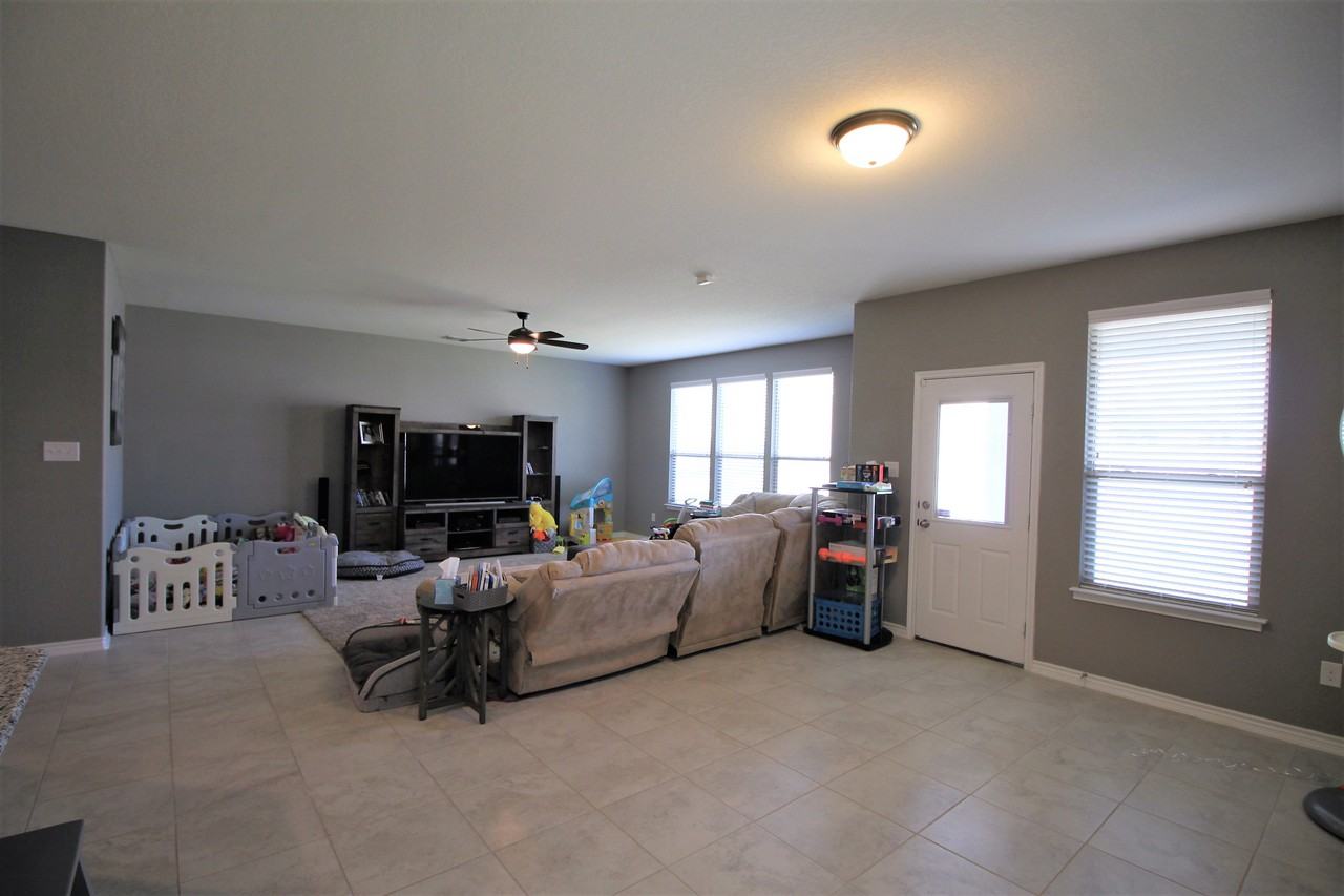 311 Treasure Pnes - Photo 7 of 24