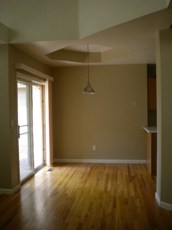 4766 Kings Ridge Blvd - Photo 3 of 15