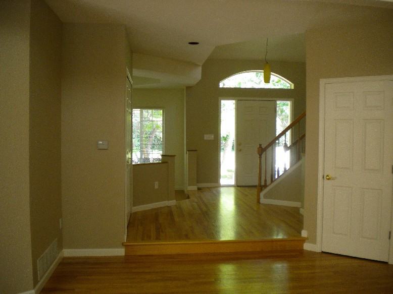 4766 Kings Ridge Blvd - Photo 5 of 15
