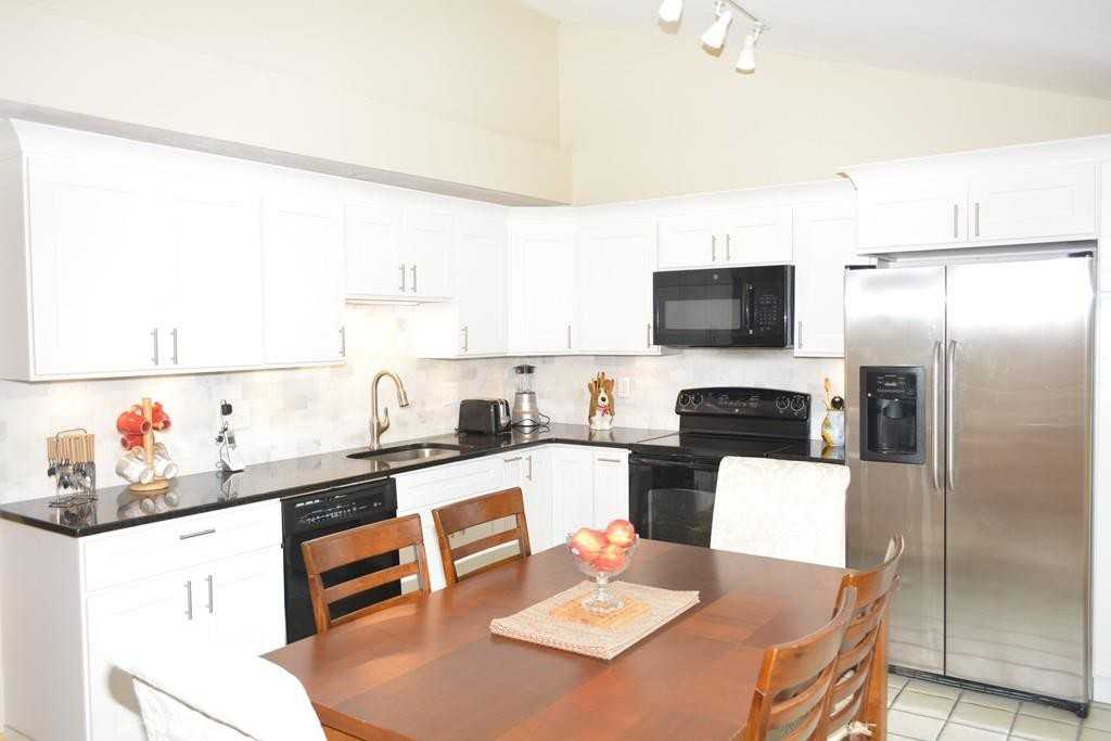 33 Larason Farm Rd - Photo 2 of 23