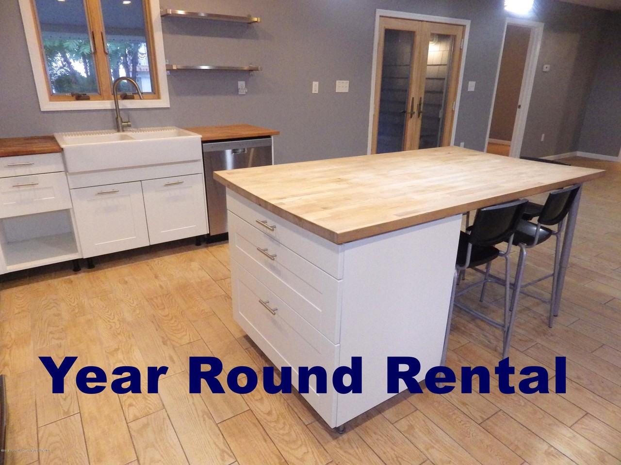 613 16th Ave #1 - Photo 3 of 22