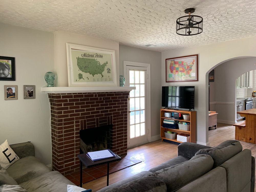 3152 Moody Ave - Photo 3 of 21