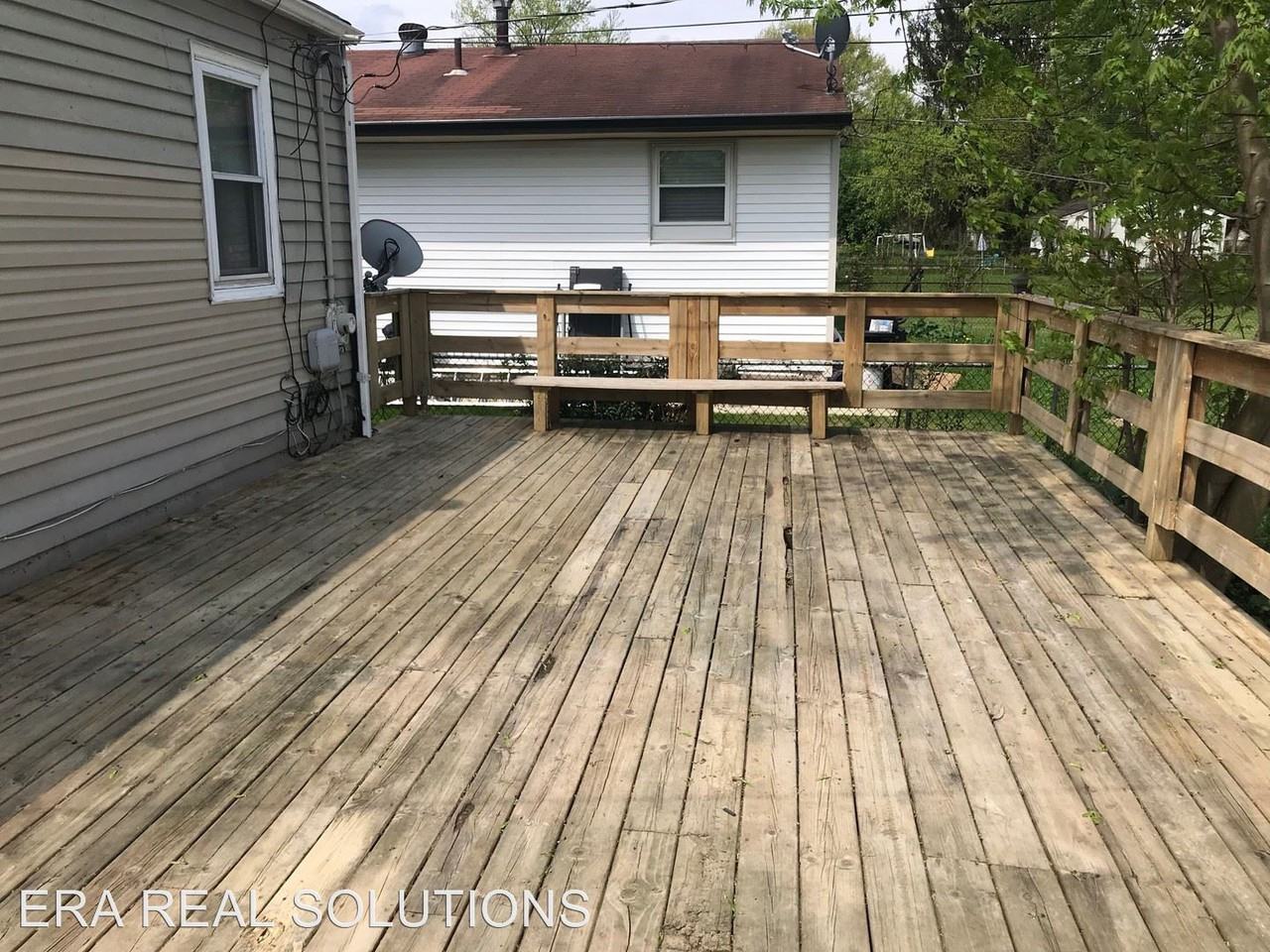 2086 Myrtle Ave - Photo 2 of 7