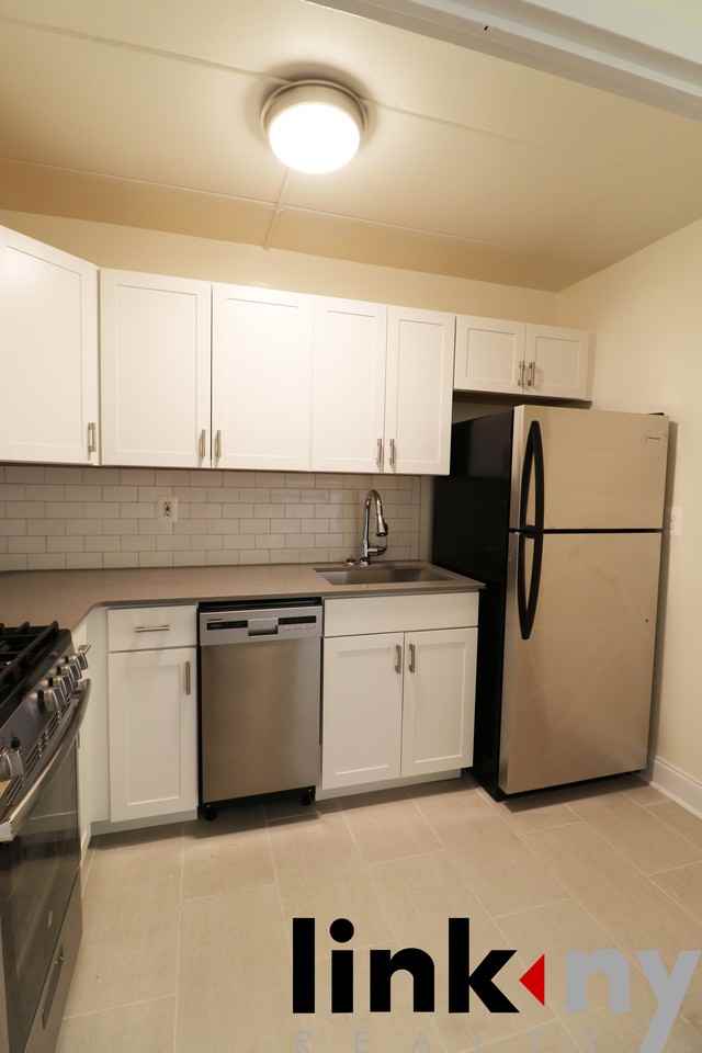 111 North 3rd Avenue #3H - Photo 2 of 12