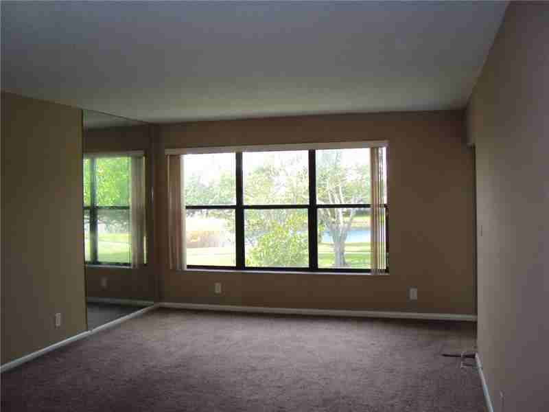 2316 S Cypress Bend Dr - Photo 3 of 12