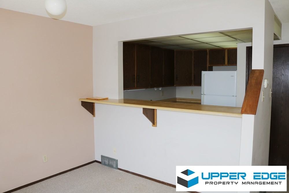 Pembina, 3080-512 - Photo 3 of 9