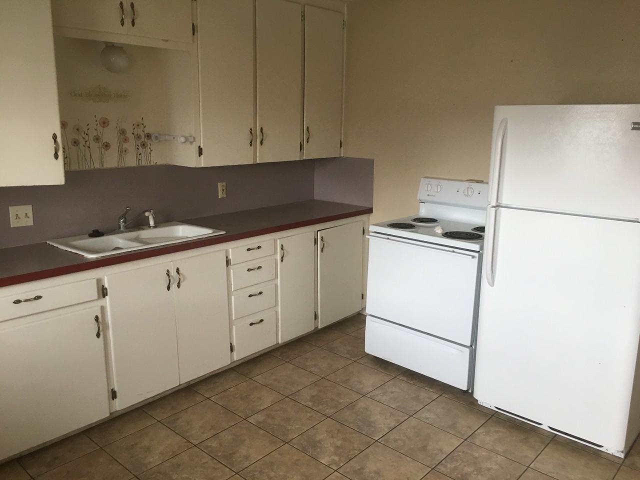 2107 35Th St - Photo 2 of 7