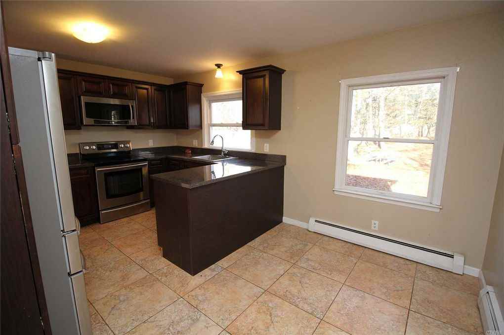 23 Wheat Path Rd W - Photo 2 of 18