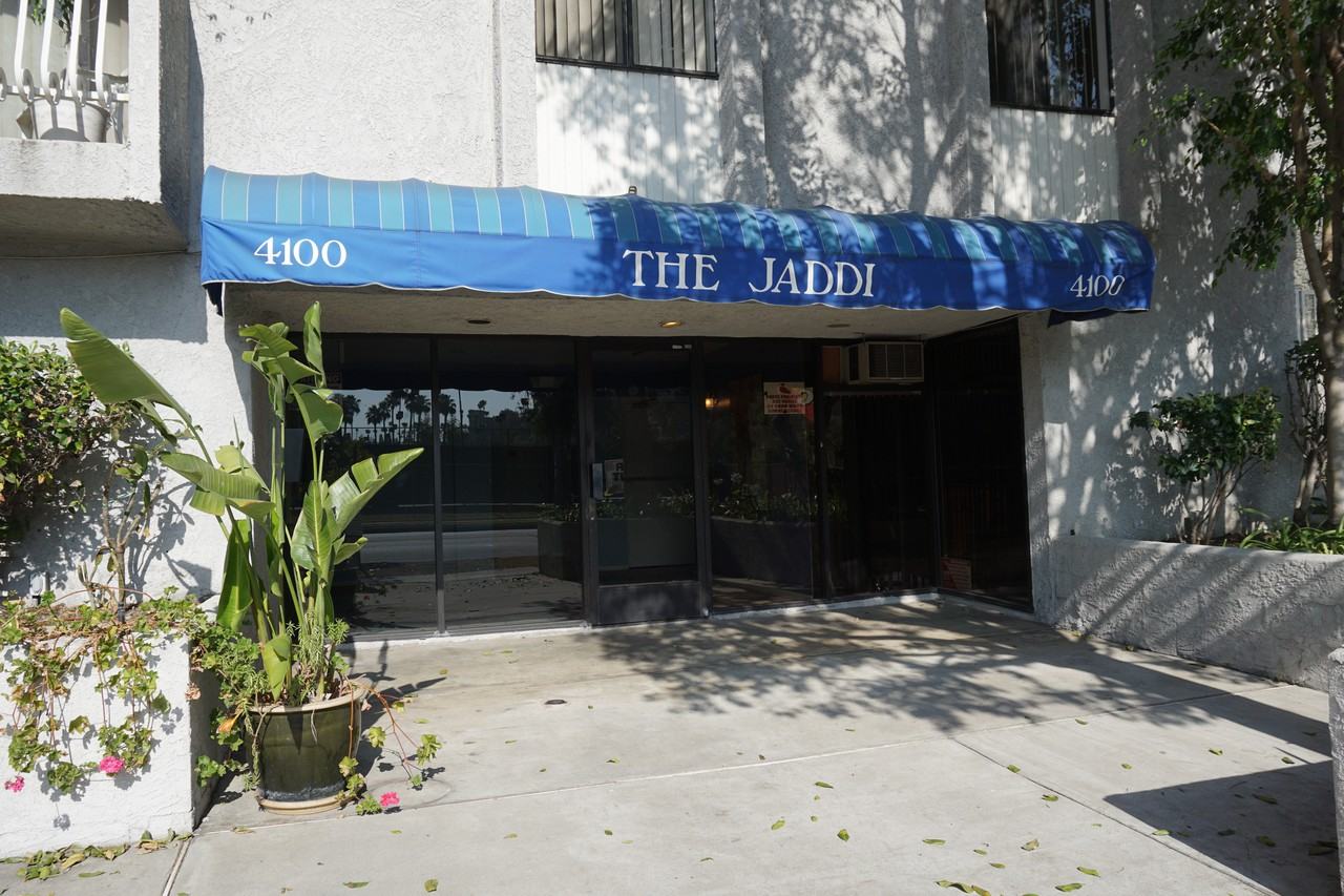 4100 Whitsett Ave - Photo 2 of 4