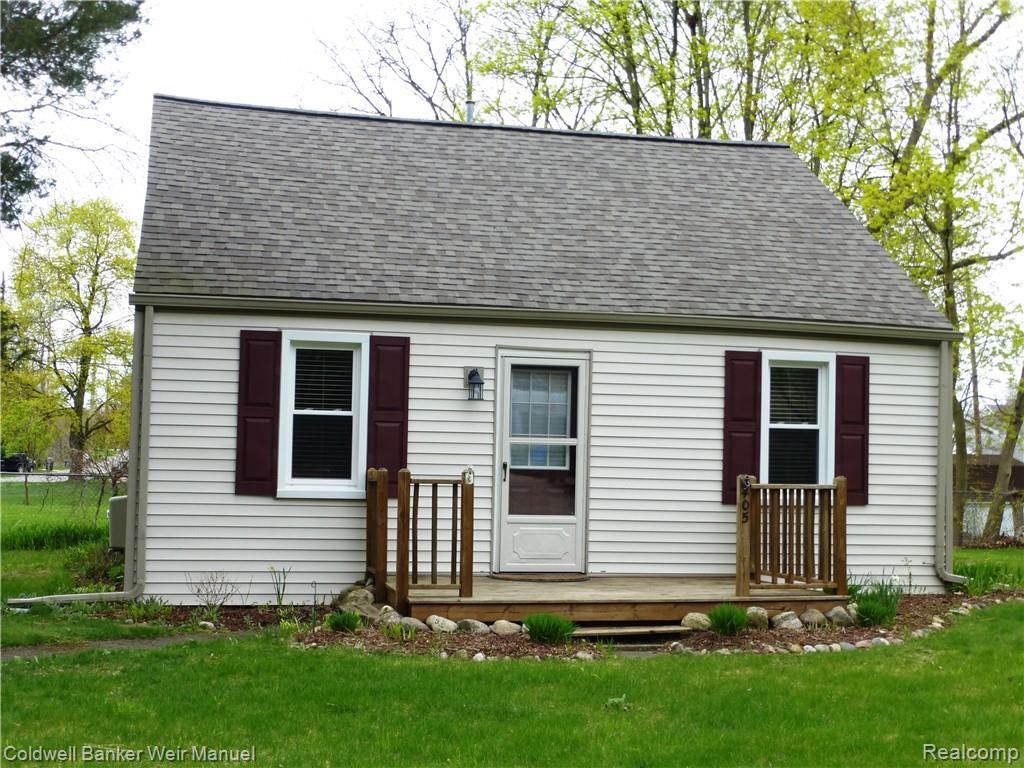 405 Hauxwell Dr - Photo 2 of 7