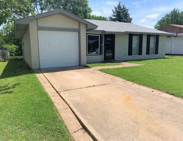 5544 Dunson Dr - Photo 2 of 31