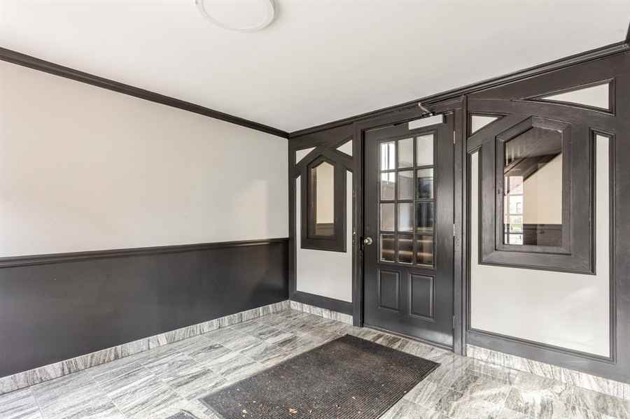 1209 Madison/1210 Hyde Park - Photo 2 of 35