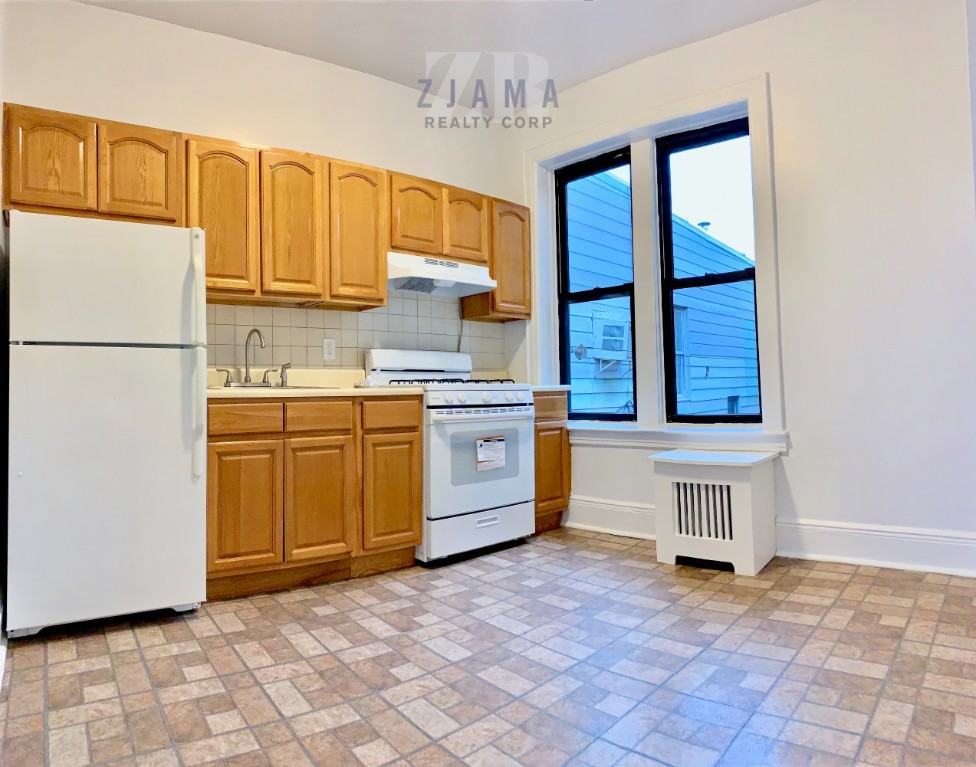 6612 13th Ave #8 - Photo 3 of 10