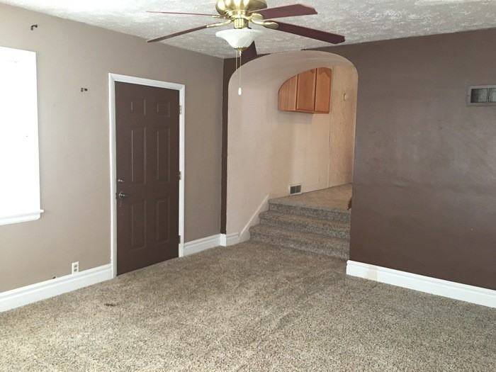 837 1st Ave - Photo 2 of 7