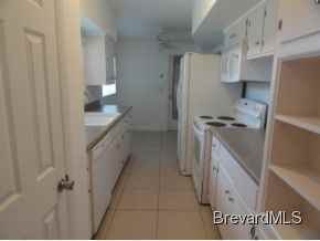 203 NE 2nd St - Photo 2 of 12