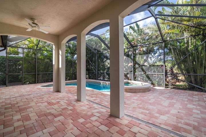 877 Taft Court - Photo 2 of 7