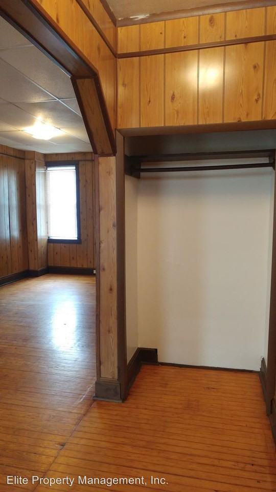 246 E Cottage Pl - Photo 2 of 16