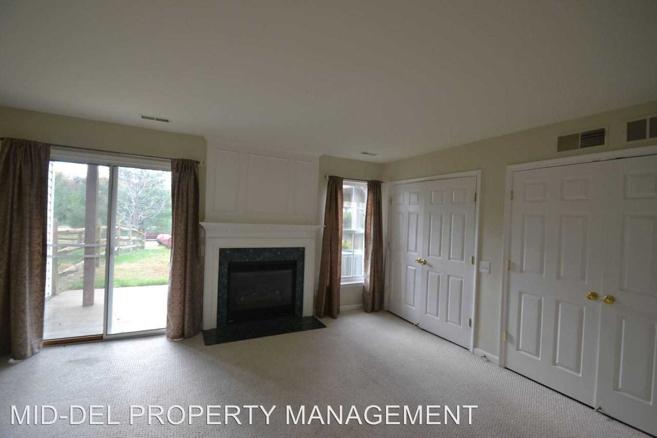 16 Crenshaw Ct - Photo 3 of 14