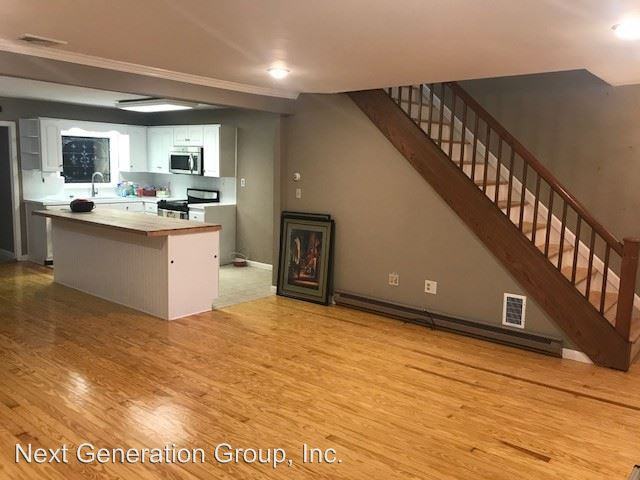 185 Main St - Photo 2 of 12