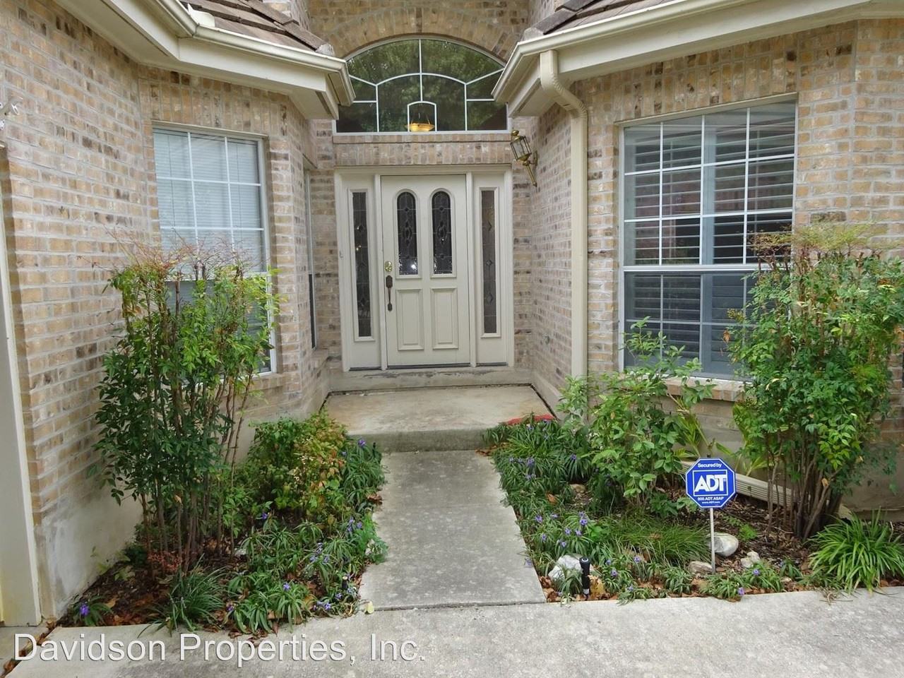 68 Campden Cir - Photo 2 of 20