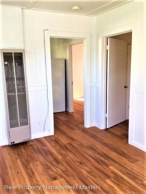 631 Sycamore Ave - Photo 3 of 12