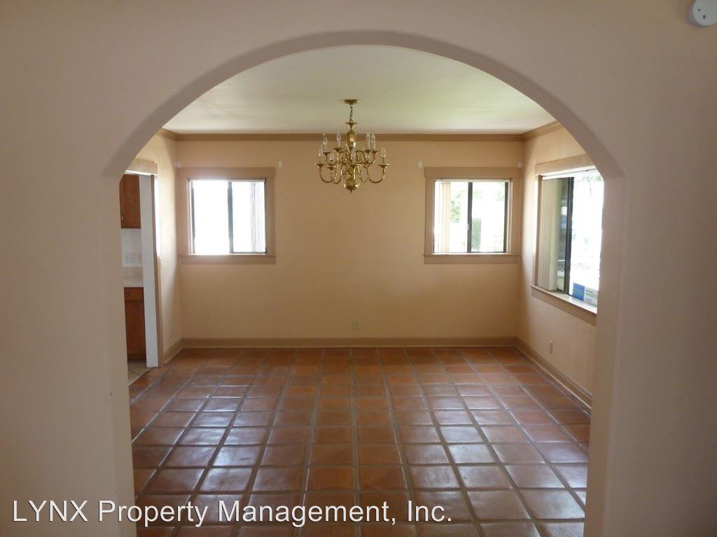 1025 E Yanonali St - Photo 3 of 7