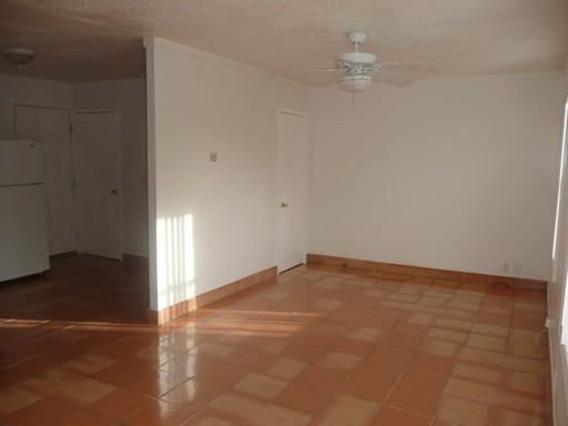 1146 Grand Ave - Photo 2 of 10