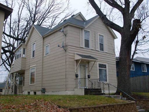 2534 NE California St #2 - Photo 2 of 7