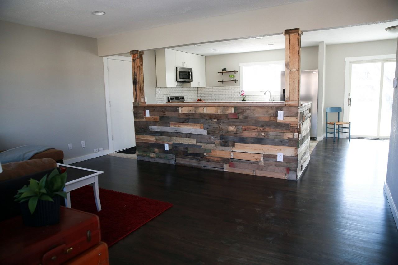 505 Duke Ln - Photo 2 of 16