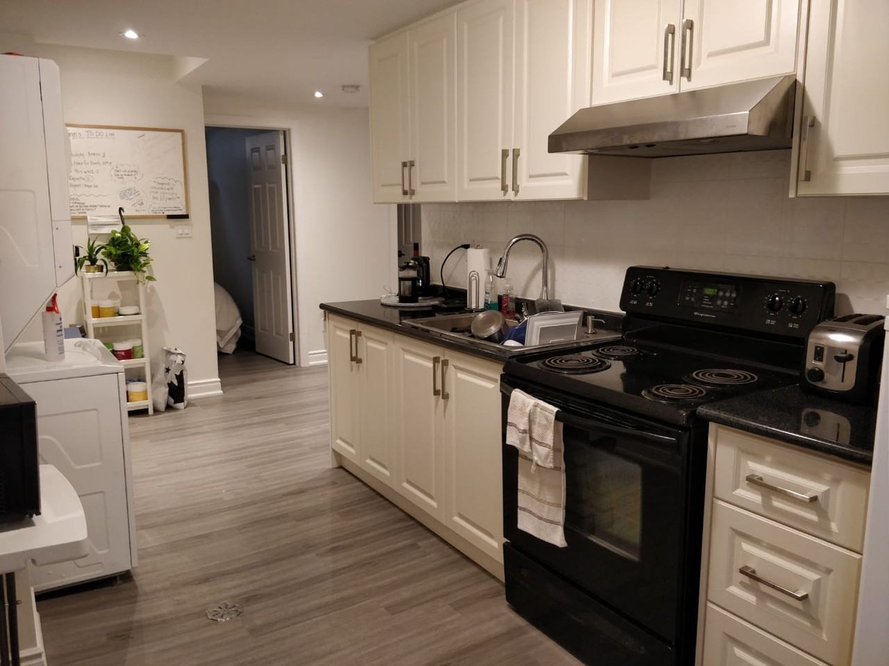 3311 Bayview Ave, North York, ON M2K 1G4, Canad, Toronto, ON M2K 2K3 2 Bedroom Apartment for