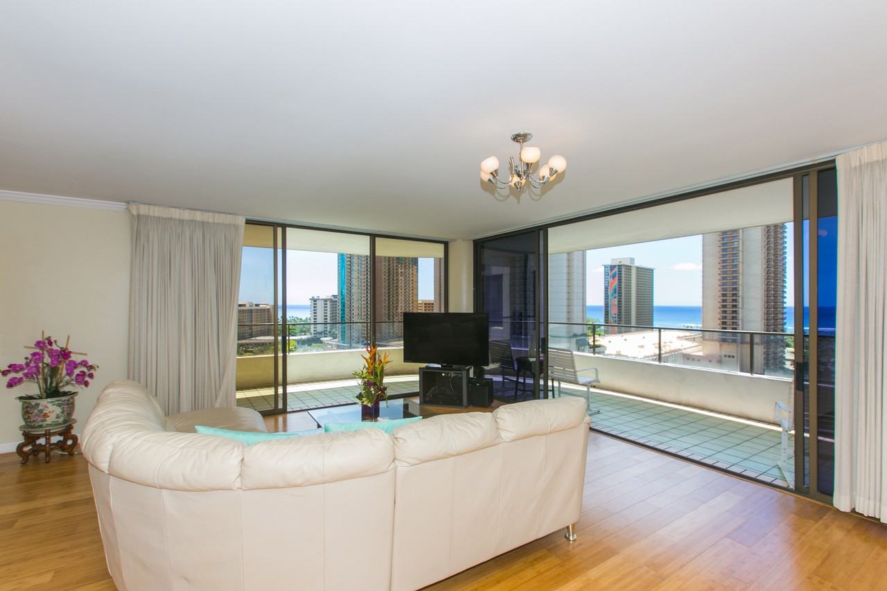 1910 Ala Moana Blvd. #18-AF