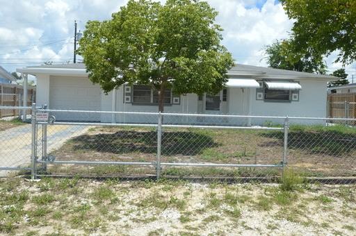 2520 Templewood Dr - Photo 2 of 12