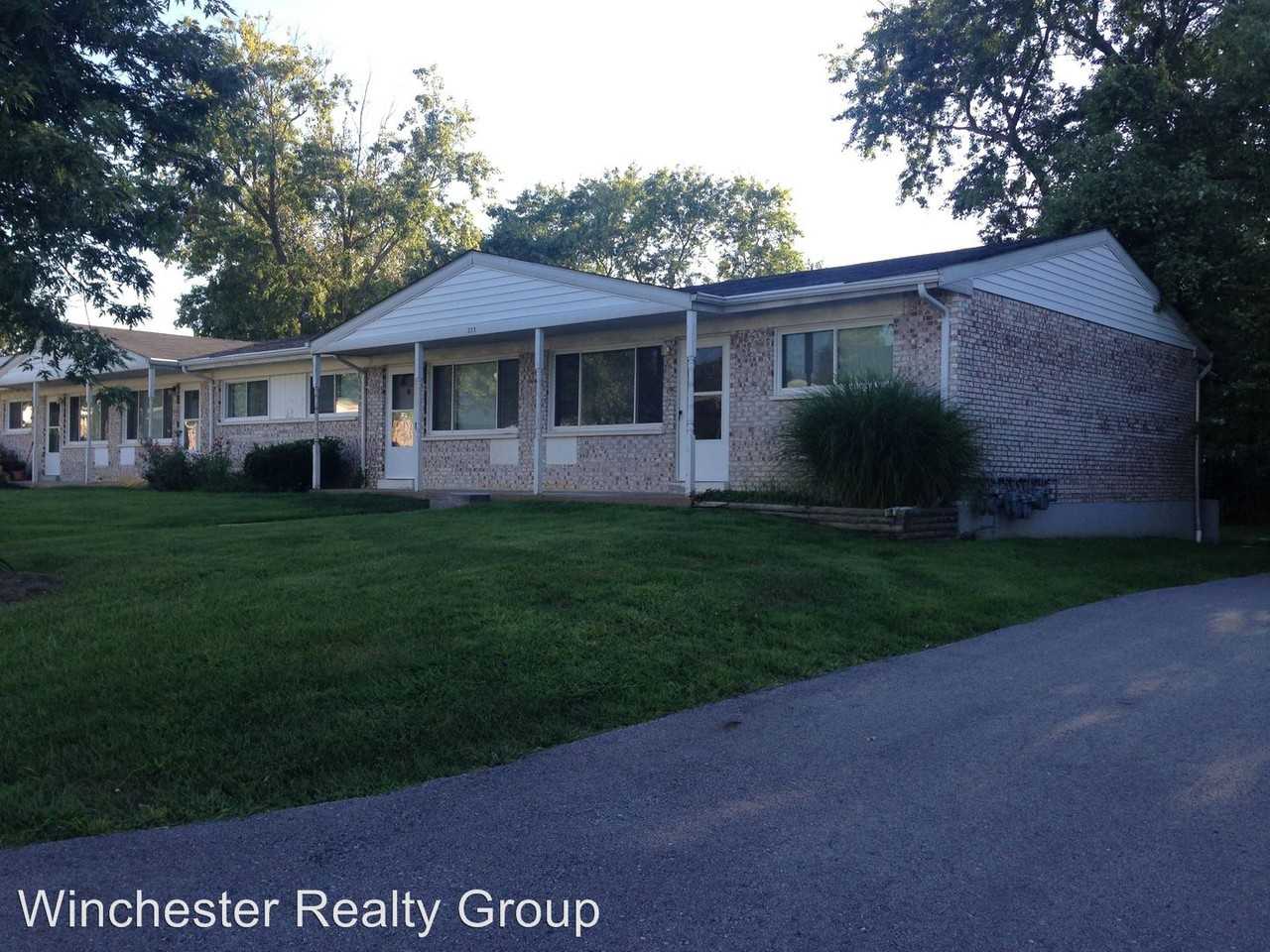 233 Solon Dr - Photo 2 of 22