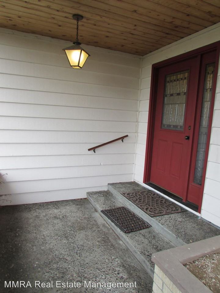 2204 Vining St - Photo 2 of 20