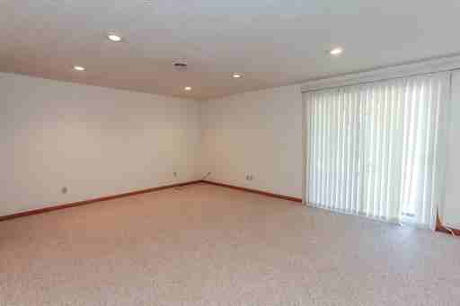 14245 Howard Ln - Photo 3 of 87