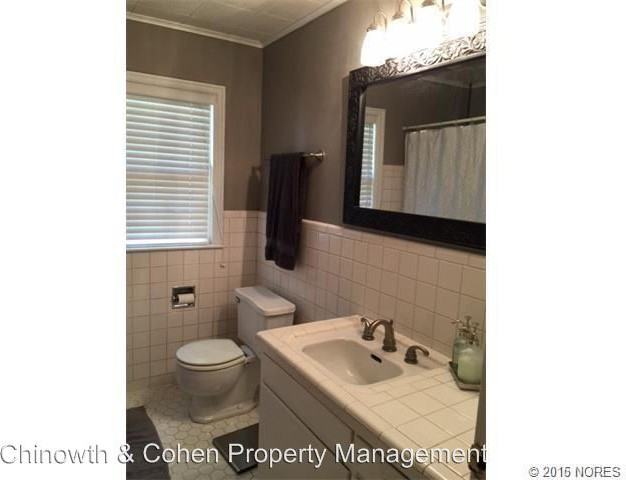 3507 E 15th St - Photo 3 of 10