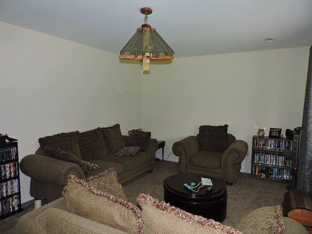 2677 Lawler Rd - Photo 3 of 9