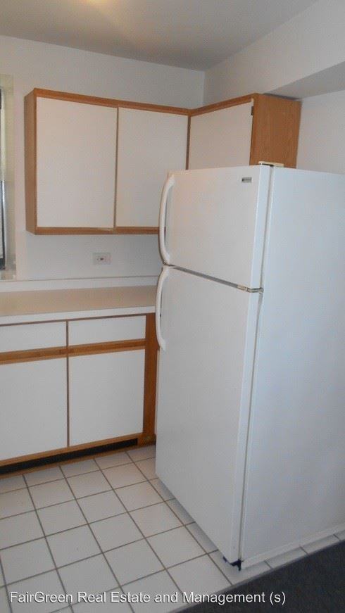 1361-67 W Sunnyside 4453-55 N Dover - Photo 2 of 7