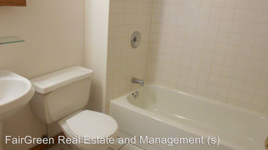 1361-67 W Sunnyside 4453-55 N Dover - Photo 3 of 7